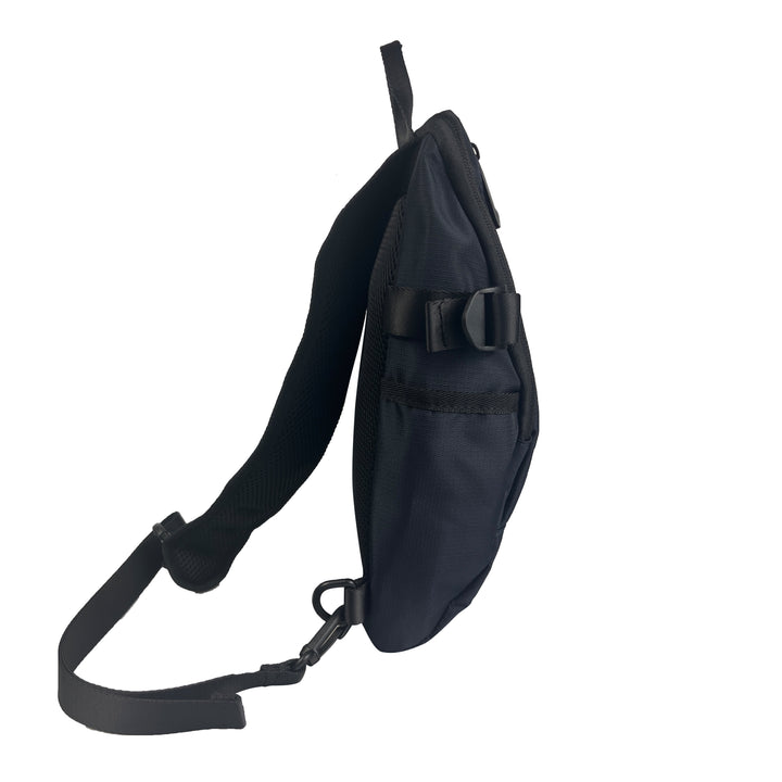 Alef Greenwich Lightweight Water-resistant Nylon Crossbody Bag (Navy)
