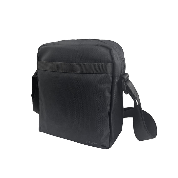 Alef Greenwich Lightweight Water-resistant Nylon Shoulder Bag (Black)