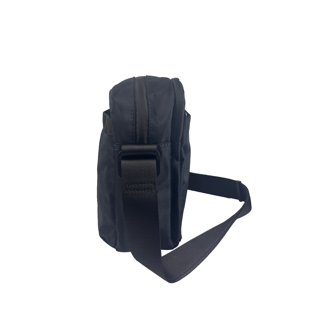 Alef Greenwich Lightweight Water-resistant Nylon Shoulder Bag (Black)