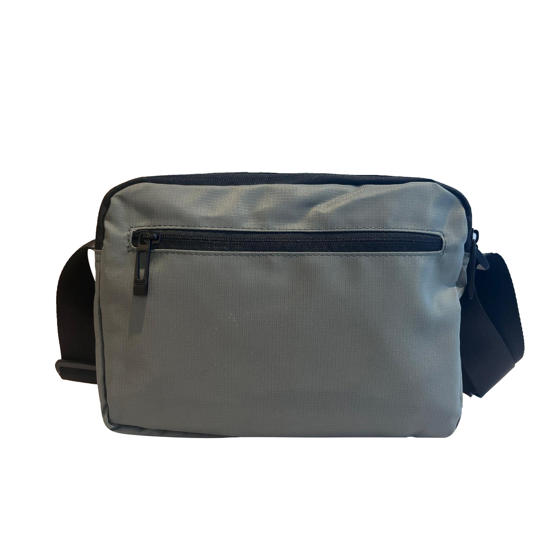 Alef Greenwich Lightweight Water-resistant Nylon Shoulder Bag (Green)