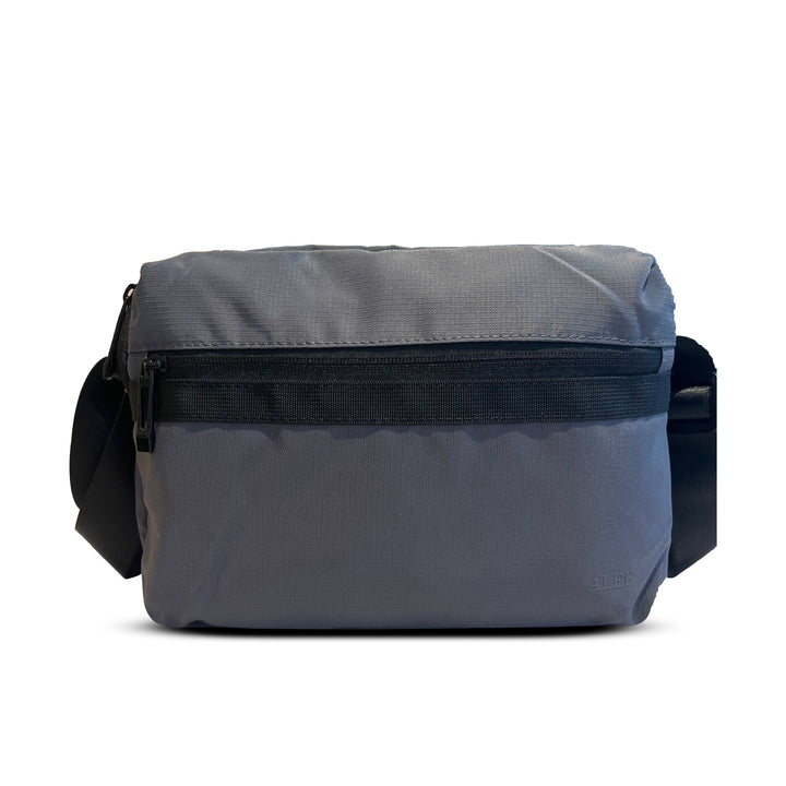 Alef Greenwich Lightweight Water-resistant Nylon Shoulder Bag (Green)