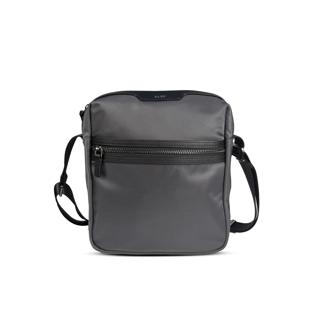 Alef Hamptons Lightweight Water- resistant Nylon Shoulder Bag (Gray)