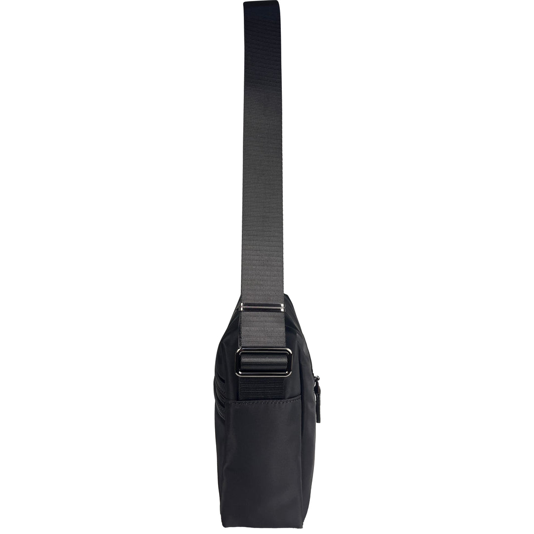 Alef Hamptons Lightweight Water- resistant Nylon Shoulder Bag (Black)