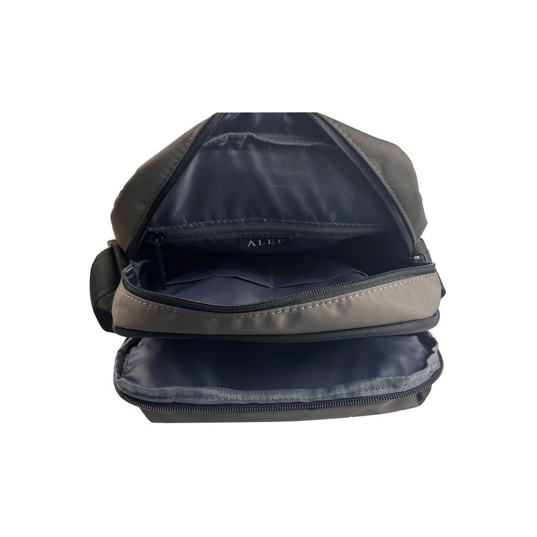 Alef Paterson Lightweight Water-resistant Nylon Shoulder Bag (Black)